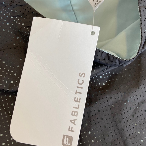 Fabletics Liora pullover size XL NWT - Picture 9 of 13